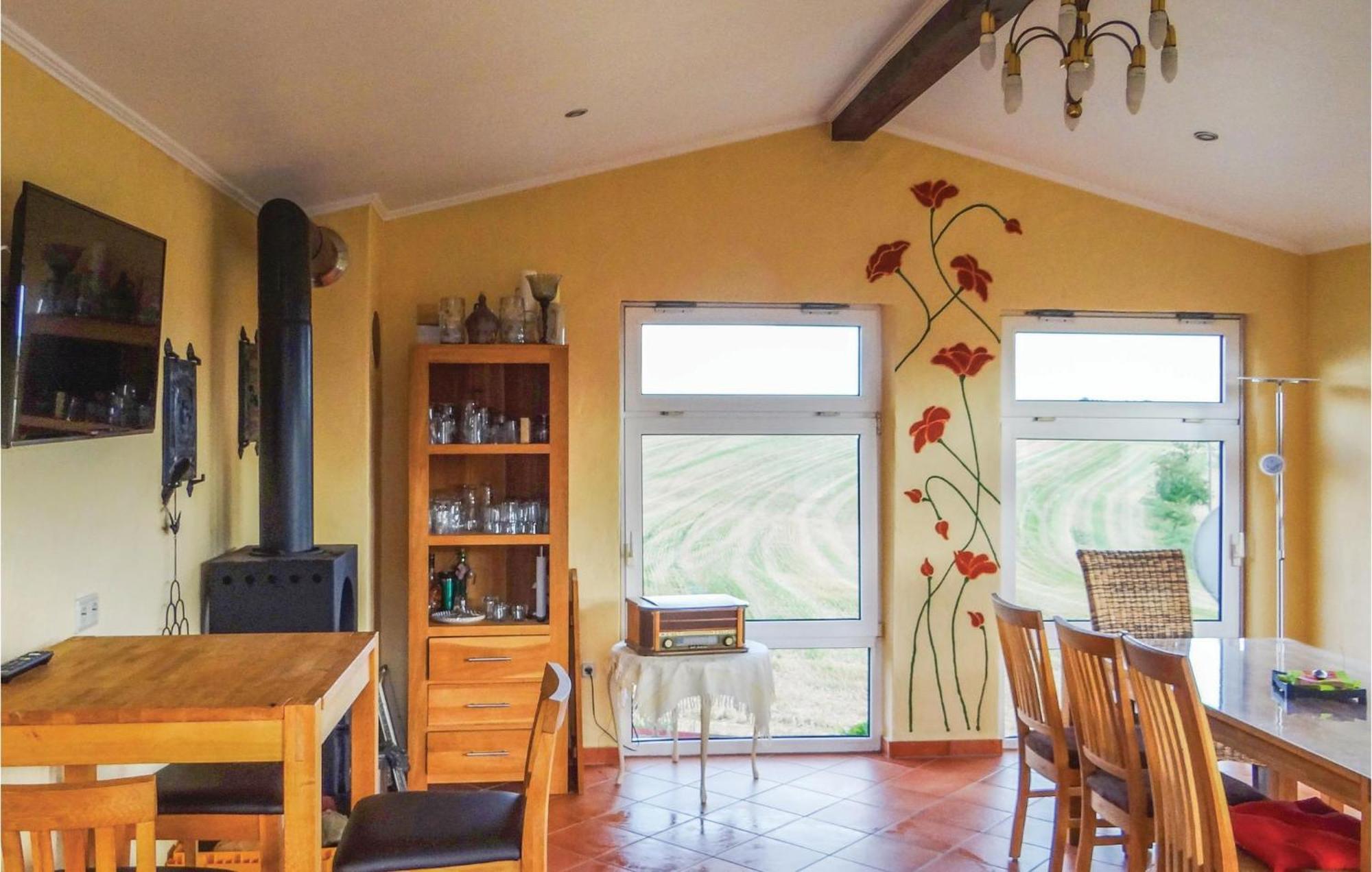 Amazing Apartment In Karlshausen With Kitchen Kültér fotó
